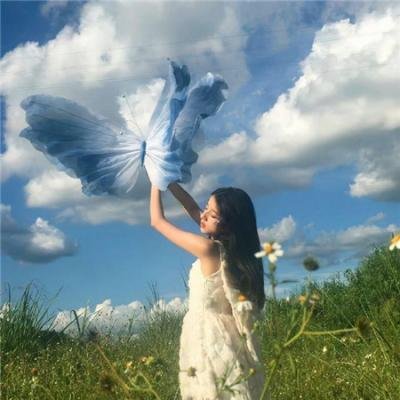 明星离婚传闻旧照被扒，官方介入调查，长达一周持续发酵